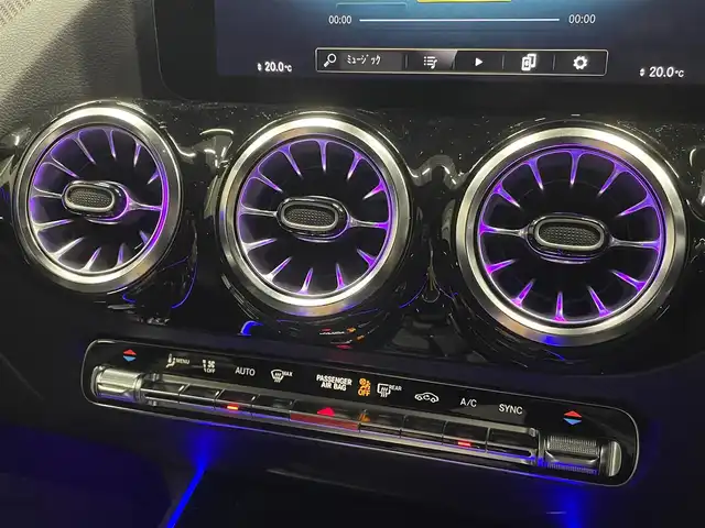 メルセデス・ベンツ Ｂ１８０ AMGライン 群馬県 2022(令4)年 2.3万km 青 アドバンスドパッケージ/アンビエントライト/純正HDDナビ/18インチAW/フルセグTV/スマートキー/パワーシート/シートヒーター/ハーフレザーシート/電動リヤゲート/レーダーセーフティパッケージ
