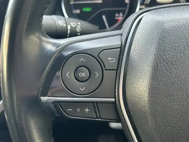 トヨタ カムリ G 静岡県 2018(平30)年 10.1万km アティチュードブラックマイカ ワンオーナー/純正9インチナビ/フルセグTV/DVD/CD/SD/MSV/BT/バックカメラ/プリクラッシュセーフティ/レーンキープアシスト/オートハイビーム/レーダークルーズコントロール/クリアランスソナー/ブラインドスポットモニター/前方ドライブレコーダー/ビルトインETC/運転席パワーシート/LEDライト/LEDフォグ/スマートキー×2/保証書/取扱説明書/ナビ取扱説明書/R1/2/3/5点検記録簿有