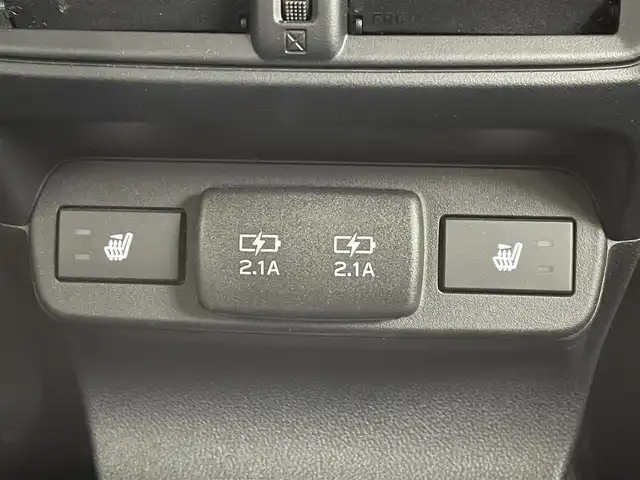 スバル レヴォーグ 1．8GT－H EX 道央・札幌 2021(令3)年 3.1万km アイスシルバーメタリック ・４WD/・１１．６インチセンターインフォメーションディスプレイナビ/　AppleCarplay/AndroidAuto/BT/AUX/フルセグ/・ステアリングスイッチ/・フロント＆サイド＆バックカメラ/・デジタルインナーミラー/・ドライブレコーダー前後/・ビルトインETC/・アイサイトX/　プリクラッシュブレーキ/エマージェンシーレーンキープアシスト/　後退速度リミッター/車線逸脱防止/先行車発進お知らせ/・オートビークルホールド/・スバルリヤビークルディテクション/・後退時ブレーキアシスト/・クリアランスソナー/・横滑り防止装置/・アイドリングストップ/・SI-DRIVE/・パドルシフト/・パワーバックドア/・オートマチックハイビーム/・オートライト/・ヘッドランプレベライザー/・LEDヘッドライト/・LEDフロント＆リヤフォグランプ/・LEDアクセサリーライナー/・ドアミラーウィンカー/・全席シートヒーター/・D+N席パワーシート/・D席メモリーシート/・純正１８インチAW/・純正フロアマット/・ドアバイザー/・トノカバー/・プッシュスタート/・スマートキー/・スペアキー