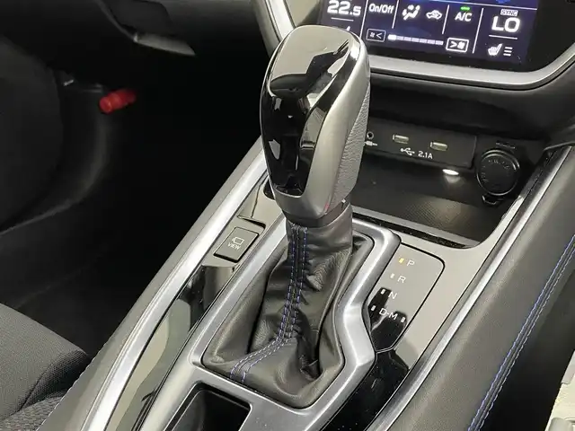スバル レヴォーグ 1．8GT－H EX 道央・札幌 2021(令3)年 3.1万km アイスシルバーメタリック ・４WD/・１１．６インチセンターインフォメーションディスプレイナビ/　AppleCarplay/AndroidAuto/BT/AUX/フルセグ/・ステアリングスイッチ/・フロント＆サイド＆バックカメラ/・デジタルインナーミラー/・ドライブレコーダー前後/・ビルトインETC/・アイサイトX/　プリクラッシュブレーキ/エマージェンシーレーンキープアシスト/　後退速度リミッター/車線逸脱防止/先行車発進お知らせ/・オートビークルホールド/・スバルリヤビークルディテクション/・後退時ブレーキアシスト/・クリアランスソナー/・横滑り防止装置/・アイドリングストップ/・SI-DRIVE/・パドルシフト/・パワーバックドア/・オートマチックハイビーム/・オートライト/・ヘッドランプレベライザー/・LEDヘッドライト/・LEDフロント＆リヤフォグランプ/・LEDアクセサリーライナー/・ドアミラーウィンカー/・全席シートヒーター/・D+N席パワーシート/・D席メモリーシート/・純正１８インチAW/・純正フロアマット/・ドアバイザー/・トノカバー/・プッシュスタート/・スマートキー/・スペアキー