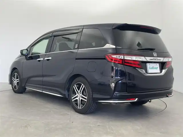 ホンダ オデッセイ アブソルート 20thアニバーサリー 富山県 2015(平27)年 5.3万km プレミアムヴィーナスブラックP 純正ナビ（AM/FM/DVD/BT/フルセグ）/バックカメラ/ドライブレコーダー/ETC/ハーフレザーシート/D席パワーシート/衝突被害軽減システム/レーダークルーズコントロール/レーンキープアシスト/横滑り防止装置/アイドリングストップ/純正アルミホイール/純正フロアマット/オートLEDライト/フォグライト/革巻きステアリング/ステアリングスイッチ/パドルシフト/スマートキー/スペアキー