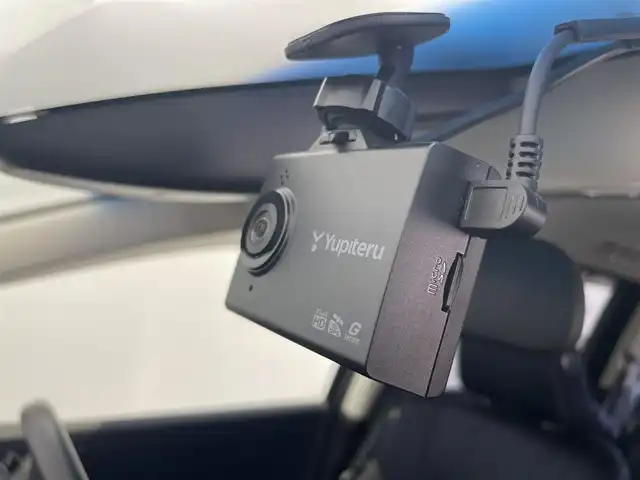 ホンダ オデッセイ アブソルート 20thアニバーサリー 富山県 2015(平27)年 5.3万km プレミアムヴィーナスブラックP 純正ナビ（AM/FM/DVD/BT/フルセグ）/バックカメラ/ドライブレコーダー/ETC/ハーフレザーシート/D席パワーシート/衝突被害軽減システム/レーダークルーズコントロール/レーンキープアシスト/横滑り防止装置/アイドリングストップ/純正アルミホイール/純正フロアマット/オートLEDライト/フォグライト/革巻きステアリング/ステアリングスイッチ/パドルシフト/スマートキー/スペアキー