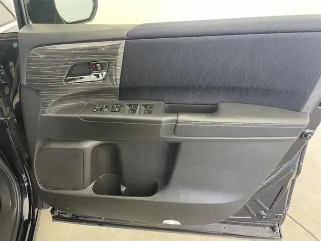 ホンダ オデッセイ アブソルート 20thアニバーサリー 富山県 2015(平27)年 5.3万km プレミアムヴィーナスブラックP 純正ナビ（AM/FM/DVD/BT/フルセグ）/バックカメラ/ドライブレコーダー/ETC/ハーフレザーシート/D席パワーシート/衝突被害軽減システム/レーダークルーズコントロール/レーンキープアシスト/横滑り防止装置/アイドリングストップ/純正アルミホイール/純正フロアマット/オートLEDライト/フォグライト/革巻きステアリング/ステアリングスイッチ/パドルシフト/スマートキー/スペアキー