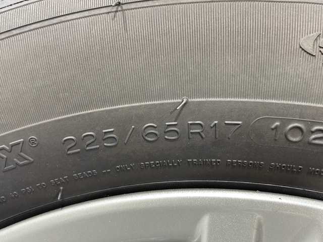 トヨタ ハリアー エレガンス 広島県 2017(平29)年 4.2万km スパークリングブラックパールクリスタルシャイン ALPINEナビ/バックカメラ/パワーシート/ＥＴＣ/フルセグTV/ＬＥＤヘッドライト/衝突軽減/オートライト/ＬＥＤフォグランプ/ＤＶＤ/ＭＴモード付ＡＴ/純正17インチアルミホイール(225/65/R17)/エアバッグ(運転席/助手席/サイド/カーテン)