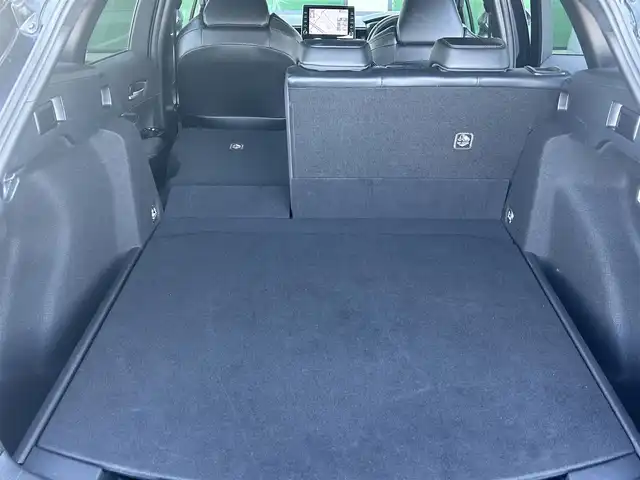 トヨタ カローラツーリング ハイブリッド ダブルバイビー 香川県 2020(令2)年 3.8万km スパークリングブラックパールクリスタルシャイン トヨタセーフティーセンス/・レーダークルーズコントロール/・プリクラッシュセーフティー/・レーントレーシングアシスト/・オートマチックハイビーム/・レーンディパーチャーアラート/純正9インチディスプレイオーディオ/→AM/FM/Bluetooth/地図機能有/バックカメラ/ハーフレザーシート/シートヒーター/エアーシート/革巻きステアリング/ステアリングヒーター/ステアリングリモコン/前後ドライブレコーダー/オートホールド/LEDヘッドライト/コーナーセンサー/ブラインドスポットモニター/純正アルミホイール17インチ/純正フロアマット/ドアバイザー/ETC/プッシュスタート/スマートキー