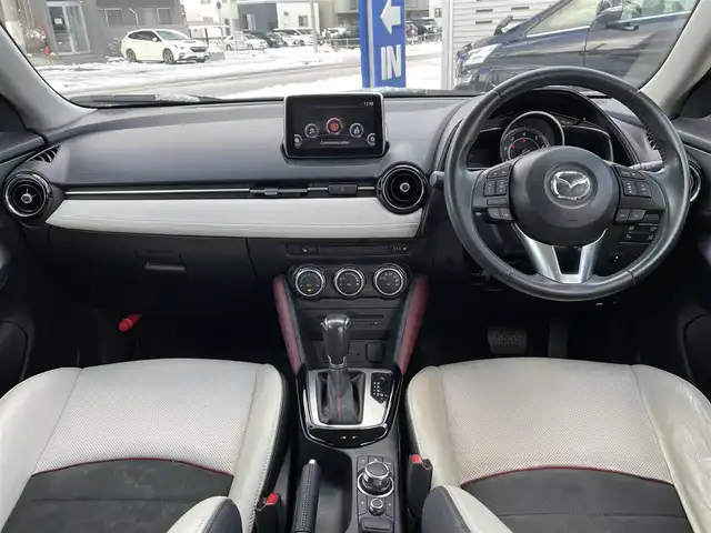 マツダ ＣＸ－３ XD ツーリング Lパッケージ 道央・札幌 2015(平27)年 9.1万km セラミックM (株)IDOMが運営する【じしゃロン札幌豊平店】の自社ローン対象車両になります。こちらは現金ご利用時の価格です。/自社ローンご希望の方は別途その旨お申付け下さい。/4WD/純正ナビ・フルセグTV/　　(CD/DVD/BT)/バックカメラ/レーダークルーズコントロール/LEDオートライト/ハーフレザーシート/シートヒーター/純正16インチアルミホイール/ステアリングスイッチ/パドルシフト/ヘッドアップディスプレイ/スマートキー/ETC
