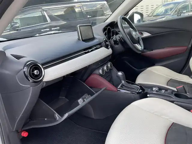 マツダ ＣＸ－３ XD ツーリング Lパッケージ 道央・札幌 2015(平27)年 9.1万km セラミックM (株)IDOMが運営する【じしゃロン札幌豊平店】の自社ローン対象車両になります。こちらは現金ご利用時の価格です。/自社ローンご希望の方は別途その旨お申付け下さい。/4WD/純正ナビ・フルセグTV/　　(CD/DVD/BT)/バックカメラ/レーダークルーズコントロール/LEDオートライト/ハーフレザーシート/シートヒーター/純正16インチアルミホイール/ステアリングスイッチ/パドルシフト/ヘッドアップディスプレイ/スマートキー/ETC