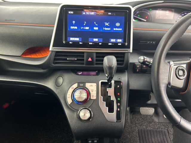 トヨタ シエンタ ハイブリッド G クエロ 鹿児島県 2021(令3)年 3.8万km ホワイトパールクリスタルシャイン 純正SDナビ/（AM/FM/CD/DVD/Bluetooth/フルセグ）/バックカメラ/モデリスタエアロ/Toyota Safety Sense/・プリクラッシュセーフティ/・レーンディパーチャーアラート/・オートマチックハイビーム/・先行車発進告知機能/・インテリジェントクリアランスソナー/ドライブレコーダー/ビルトインETC/両側パワースライドドア/ステアリングリモコン/LEDヘッドライト/フォグライト/スマートキー