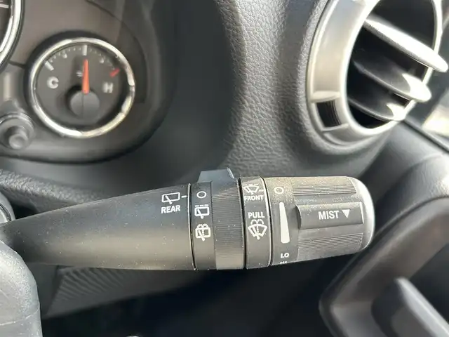 クライスラー・ジープ ジープ ラングラー アンリミテッド サハラ 石川県 2014(平26)年 5.8万km 黒 黒革シート/シートヒーター/カロッツェリアナビ/フルセグTV/バックカメラ/サイドカメラ/ALPINEスピーカー/クルーズコントロール/ヒルディセントコントロール/トランスファーレバー/オートライト