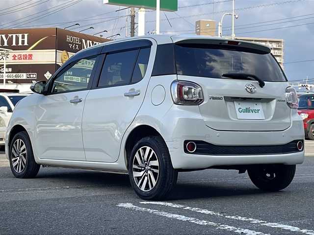 トヨタ パッソ モーダ　Gパッケージ 徳島県 2016(平28)年 3.2万km パールホワイトⅢ 純正7型SDナビ　NSCD-W66/（ラジオ/フルセグ/CD/SD/BT/AUX）/バックカメラ/ビルトインETC/後方コーナーセンサー/LEDヘッドライト/純正14インチアルミホイール/アイドリングストップ/オートライト/純正フロアマット/スペアキー/スマートキー/ステアリングリモコン/純正ドアバイザー/レーンキープアシスト
