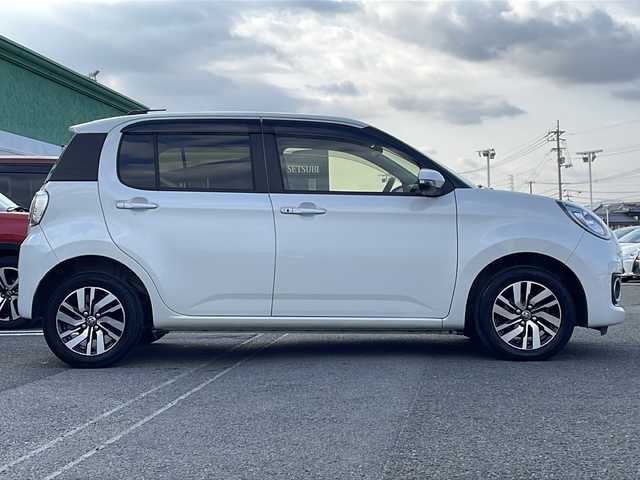 トヨタ パッソ モーダ　Gパッケージ 徳島県 2016(平28)年 3.2万km パールホワイトⅢ 純正7型SDナビ　NSCD-W66/（ラジオ/フルセグ/CD/SD/BT/AUX）/バックカメラ/ビルトインETC/後方コーナーセンサー/LEDヘッドライト/純正14インチアルミホイール/アイドリングストップ/オートライト/純正フロアマット/スペアキー/スマートキー/ステアリングリモコン/純正ドアバイザー/レーンキープアシスト