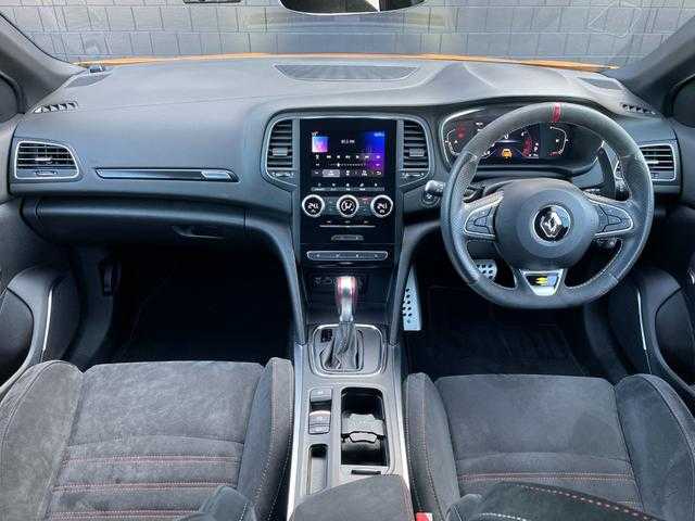 ルノー メガーヌ 埼玉県 2022(令4)年 2.2万km オレンジ ワンオーナー /カロッツェリアナビ /フルセグTV /AppleCarPlay /OZレーシング19インチAW /ACC /バックカメラ /LEDヘッドライト /シートヒーター /ドライブレコーダー /ETC