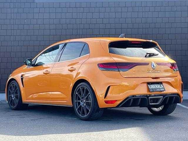 ルノー メガーヌ 埼玉県 2022(令4)年 2.2万km オレンジ ワンオーナー /カロッツェリアナビ /フルセグTV /AppleCarPlay /OZレーシング19インチAW /ACC /バックカメラ /LEDヘッドライト /シートヒーター /ドライブレコーダー /ETC