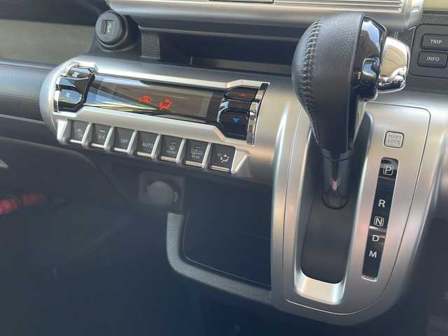 スズキ クロスビー HYBRID MZ 香川県 2018(平30)年 1.3万km ラッシュイエローメタリック/ブラック2トーンルーフ 社外7インチナビ/（CD/DVD/SD/BT/USB/フルセグTV/AUX）/ETC/USBポート/ND席シートヒーター/オートクルーズ/コーナーセンサー/レーンキープ/デュアルブレーキサポートシステム/ステアリングリモコン/純正フロアマット/ドアバイザー/純正16インチアルミホイール/ステアリングリモコン