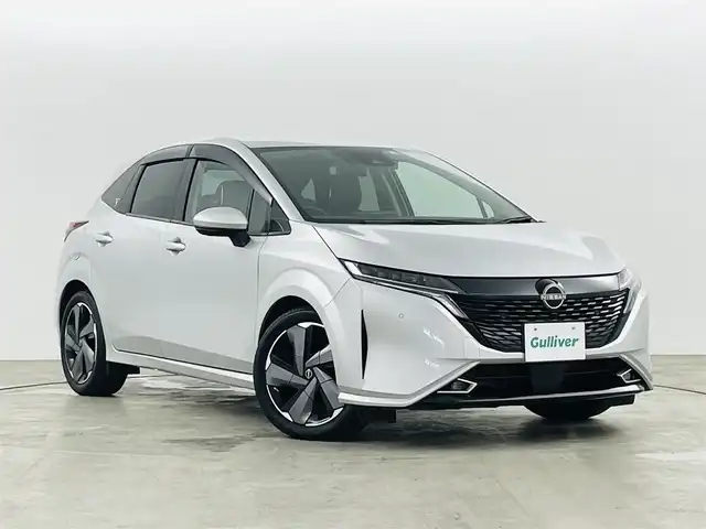 日産 オーラ G 福島県 2023(令5)年 2万km ブリリアントシルバー ワンオーナー/純正ナビ/（AM/FM/BT/HDMI)/プロパイロット/・アダプティブクルーズコントロール/・車線逸脱警報/・レーンアシスト/・ブラインドスポットモニター/・クリアランスソナー/フルセグTV/ETC2.0/アラウンドビューモニター/デジタルインナーミラー/ドライブレコーダー/ブラインドスポットモニター/LEDヘッドライト/・フォグランプ/ウィンカードアミラー/BOSEサウンド/純正17インチAW/ハーフレザーシート/スマートキー/・スペアキー/ドアバイザー/純正フロアマット/取説/・保証書