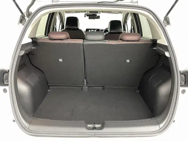 日産 オーラ G 福島県 2023(令5)年 2万km ブリリアントシルバー ワンオーナー/純正ナビ/（AM/FM/BT/HDMI)/プロパイロット/・アダプティブクルーズコントロール/・車線逸脱警報/・レーンアシスト/・ブラインドスポットモニター/・クリアランスソナー/フルセグTV/ETC2.0/アラウンドビューモニター/デジタルインナーミラー/ドライブレコーダー/ブラインドスポットモニター/LEDヘッドライト/・フォグランプ/ウィンカードアミラー/BOSEサウンド/純正17インチAW/ハーフレザーシート/スマートキー/・スペアキー/ドアバイザー/純正フロアマット/取説/・保証書