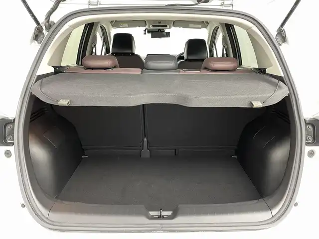 日産 オーラ G 福島県 2023(令5)年 2万km ブリリアントシルバー ワンオーナー/純正ナビ/（AM/FM/BT/HDMI)/プロパイロット/・アダプティブクルーズコントロール/・車線逸脱警報/・レーンアシスト/・ブラインドスポットモニター/・クリアランスソナー/フルセグTV/ETC2.0/アラウンドビューモニター/デジタルインナーミラー/ドライブレコーダー/ブラインドスポットモニター/LEDヘッドライト/・フォグランプ/ウィンカードアミラー/BOSEサウンド/純正17インチAW/ハーフレザーシート/スマートキー/・スペアキー/ドアバイザー/純正フロアマット/取説/・保証書