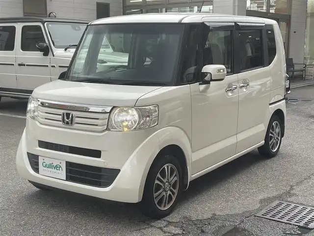 ホンダ Ｎ ＢＯＸ G SSパッケージ 大阪府 2013(平25)年 6万km プレミアムホワイトパール 純正ナビ/地デジTV/CD/DVD/SD/バックカメラ/両側パワスラ/OPキセノンライト/ブラックインテリア/クロームメッキドアハンドル/D席ハイトアジャスター/アイドリングストップ/オートライト /保証書