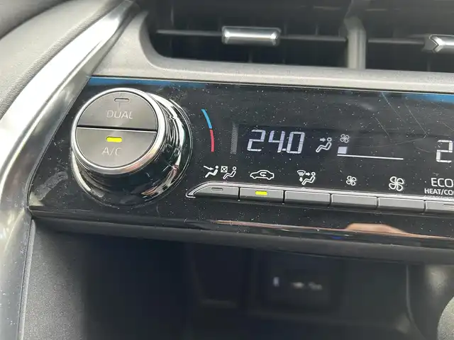 トヨタ ハリアー S 奈良県 2020(令2)年 3.9万km プレシャスブラックパール ワンオーナー /純正ディスプレイオーディオ /フルセグTV/バックカメラ/デジタルインナーミラー /BSM /ETC /衝突被害軽減システム /レーダークルーズコントロール /レーンキープアシスト /クリアランスソナー /革巻きステアリング /MTモード/スペアキー