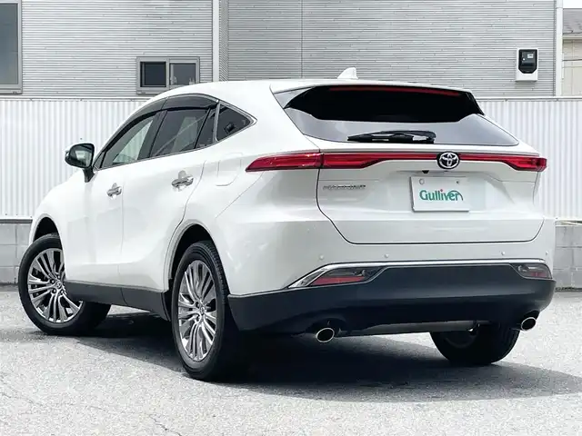 トヨタ ハリアー Z レザーパッケージ 栃木県 2020(令2)年 2.8万km ホワイトパールクリスタルシャイン ワンオーナー/黒レザーシート/JBLサウンド/レーダークルーズコントロール/プリクラッシュセーフティー/クリアランスソナー/LTA（レーントレーシングアシスト）/RSA（ロードサインアシスト）/BSM（ブラインドスポットモニター）/RCTA（リアクロストラフィックアラート）/純正ナビ/スマートキー/エンジンプッシュスタート/バックカメラ/パワーバックドア/ブレーキホールド/シートヒーター・シートベンチレーター/ハンドルヒーター/ドライブモード/ETC2.0/取扱説明書/保証書/スペアキー（スマートキー）