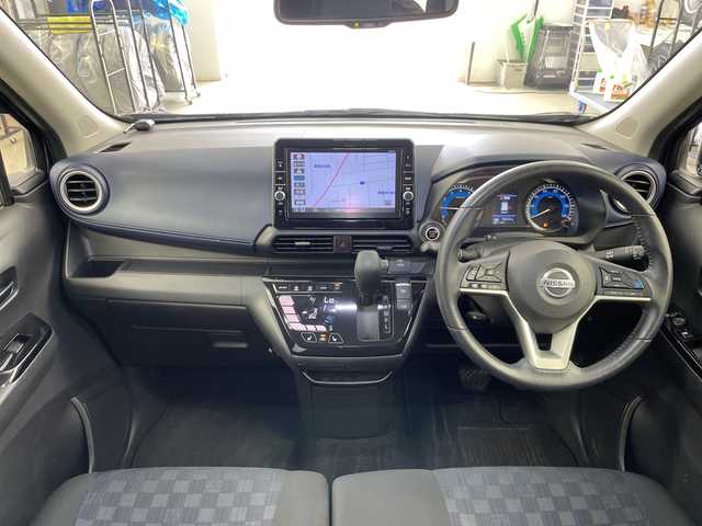 日産 デイズ HWS X プロパイロットED 道央・札幌 2019(令1)年 8万km フローズンバニラパール/アッシュブラウンM ・4WD/・インテリジェント エマージェンシーブレーキ:/・インテリジェントFCW（前方衝突予測警報）/・インテリジェントLI（車線逸脱防止支援システム/・インテリジェントDA（ふらつき警報）/・純正ナビ  フルセグTV/BT/AM/FM/AUX/・全周囲カメラ/バックカメラ /・プロパイロット/・コーナーセンサー/・シートヒーター/・オートホールド/・ドライブレコーダー/・純正LEDライト/オートライト/・アイドリングストップ/・ETC
