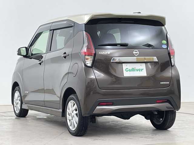 日産 デイズ HWS X プロパイロットED 道央・札幌 2019(令1)年 8万km フローズンバニラパール/アッシュブラウンM ・4WD/・インテリジェント エマージェンシーブレーキ:/・インテリジェントFCW（前方衝突予測警報）/・インテリジェントLI（車線逸脱防止支援システム/・インテリジェントDA（ふらつき警報）/・純正ナビ  フルセグTV/BT/AM/FM/AUX/・全周囲カメラ/バックカメラ /・プロパイロット/・コーナーセンサー/・シートヒーター/・オートホールド/・ドライブレコーダー/・純正LEDライト/オートライト/・アイドリングストップ/・ETC