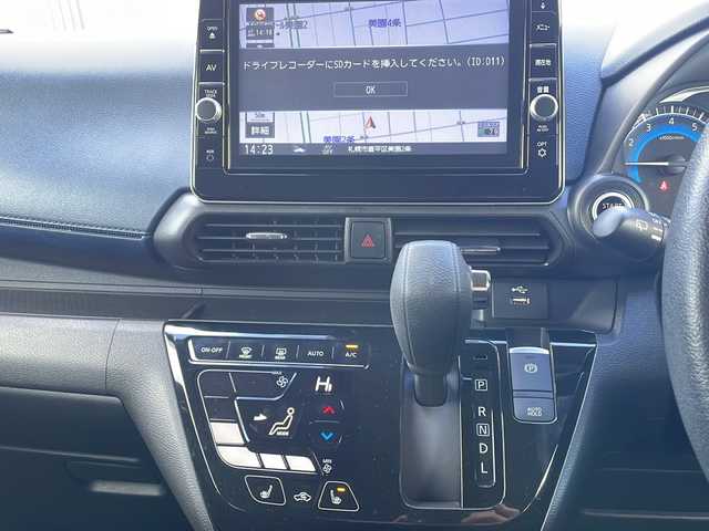 日産 デイズ HWS X プロパイロットED 道央・札幌 2019(令1)年 8万km フローズンバニラパール/アッシュブラウンM (株)IDOMが運営する【じしゃロン札幌店】の自社ローン専用車両になりますこちらは現金またはオートローンご利用価格です。自社ローンご希望の方は別途その旨お申し付けください。/・4WD/・インテリジェント エマージェンシーブレーキ:/・インテリジェントFCW（前方衝突予測警報）/・インテリジェントLI（車線逸脱防止支援システム/・インテリジェントDA（ふらつき警報）/・純正ナビ  フルセグTV/BT/AM/FM/AUX/・全周囲カメラ/バックカメラ /・プロパイロット/・コーナーセンサー/・シートヒーター/・オートホールド/・ドライブレコーダー/・純正LEDライト/オートライト/・アイドリングストップ/・ETC