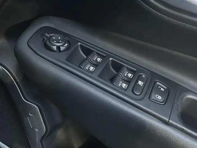 クライスラー・ジープ ジープ レネゲード リミテッド 茨城県 2019(令1)年 5.1万km グレー ワンオーナー/前後ドラレコ/前席シートヒーター/ヒーテッドステアリング/前席パワーシート/ACC/純正メモリナビ/バックカメラ/ETC2.0/USBポート/LEDヘッドライト/17インチ純正アルミホイール