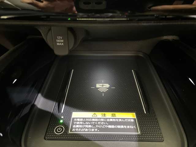 ホンダ ヴェゼル ハイブリッド e:HEV Z 愛媛県 2025(令7)年 0.1千km クリスタルブラックパール Honda CONNECTディスプレー/ETC2.0車載器/ワイヤレス充電器/衝突軽減ブレーキ/レーンキープアシスト/レーダークルーズコントロール/ＤＮ席シートヒーター/ステアリングヒーター/オートマチックハイビーム/パワーバックドア/ヒルディセントコントロール/本革巻きステアリング