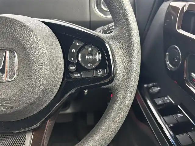 ホンダ Ｎ ＢＯＸ カスタム L 千葉県 2021(令3)年 7.9万km プラチナホワイトパール ホンダセンシング/・衝突軽減ブレーキ/・先行車発進お知らせ/・路外逸脱抑制システム/・レーンキープアシスト/・標識認識機能/純正8インチメモリナビ/CD DVD USB BT フルセグ/バックカメラ/両側パワースライドドア/LEDオートライト/シーケンシャルウィンカー/前席シートヒーター/純正14インチアルミホイール/ドアバイザー/純正フロアマット/ステアリングスイッチ/プッシュスタート/スマートキー