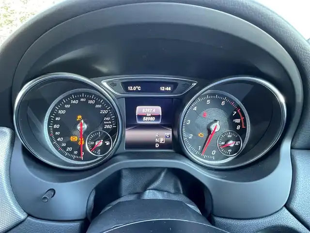 メルセデス・ベンツ ＧＬＡ２２０ 4マチック 岡山県 2018(平30)年 5.9万km コスモスブラック 4WD/純正ナビ/(CD/DVD/Bluetooth/TV)/シートヒーター/バックカメラ/ドライブレコーダー/レザーシート/シートヒーター/ルーフレール/Rクルーズコントロール/純正アルミホイール/純正フロアマット/スマートキー/ドアバイザー/ウィンカーミラー/オートライト/フォグライト/保証書/スペアキー