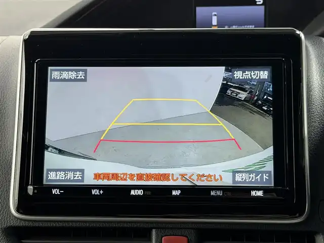 トヨタ エスクァイア Gi 大阪府 2019(令1)年 2.9万km ホワイトパールクリスタルシャイン 黒革シート 純正9incナビTV バックカメラ 純正12.1incフリップダウンモニター シートヒーター クルーズコントロール 衝突軽減B レーンアシスト オートハイビーム 両側パワースライドドア 前後ドライブレコーダー