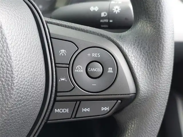 トヨタ カローラ X 東京都 2025(令7)年 0.3万km スーパーホワイトⅡ セーフティセンス/プリクラッシュセーフティ/レーントレーシングアシスト/オートハイビーム/クリアランスソナー/ブラインドスポットモニター/純正ディスプレイオーディオ/・エントリーナビキット/バックカメラ/レーダークルーズコントロール/横滑り防止装置/保証書・取説・スペアキー