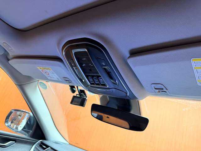 クライスラー・ジープ ジープ グランドチェロキーＬ リミテッド 千葉県 2022(令4)年 2.8万km ブライトホワイトクリアコート パノラマSR　/ACC　/黒革シート　/HUD　/ナビ　/TV　/360°CarPlay　/Bluetooth接続　/ALPINEサウンド/電動シート　/シートヒーター　/オートハイビーム　/LEDヘッドライト　/衝突軽減B　/BSM　/LKA　/ドラレコ　/ETC