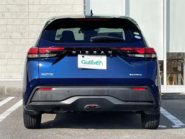 日産 ノート X 宮崎県 2021(令3)年 9万km オーロラフレアブルーパール 純正フルセグナビ/（BT）（ Apple Car Play）/アイドリングストップ/プッシュスタート/全周囲カメラ/ドライブレコーダー/パーキングアシスト/パワーステアリング/パワーウィンドウ/クルーズコントロール/純正フロアマット/純正LEDヘッドライト/純正アルミホイール/コナーセンサー/オートライト/エアバックW+サイド/横滑り防止装置/盗難防止装置/衝突被害軽減システム/AAC/ABS/ETC/４WD