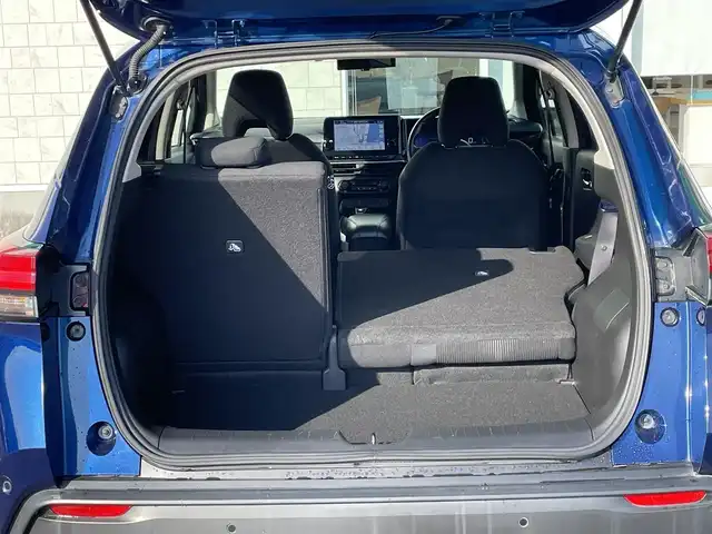 日産 ノート X 宮崎県 2021(令3)年 9万km オーロラフレアブルーパール 純正フルセグナビ/（BT）（ Apple Car Play）/アイドリングストップ/プッシュスタート/全周囲カメラ/ドライブレコーダー/パーキングアシスト/パワーステアリング/パワーウィンドウ/クルーズコントロール/純正フロアマット/純正LEDヘッドライト/純正アルミホイール/コナーセンサー/オートライト/エアバックW+サイド/横滑り防止装置/盗難防止装置/衝突被害軽減システム/AAC/ABS/ETC/４WD