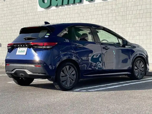 日産 ノート X 宮崎県 2021(令3)年 9万km オーロラフレアブルーパール 純正フルセグナビ/（BT）（ Apple Car Play）/アイドリングストップ/プッシュスタート/全周囲カメラ/ドライブレコーダー/パーキングアシスト/パワーステアリング/パワーウィンドウ/クルーズコントロール/純正フロアマット/純正LEDヘッドライト/純正アルミホイール/コナーセンサー/オートライト/エアバックW+サイド/横滑り防止装置/盗難防止装置/衝突被害軽減システム/AAC/ABS/ETC/４WD