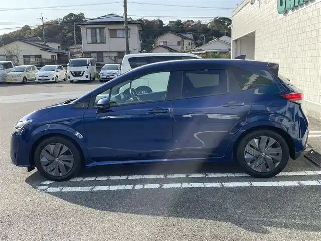 日産 ノート X 宮崎県 2021(令3)年 9万km オーロラフレアブルーパール 純正フルセグナビ/（BT）（ Apple Car Play）/アイドリングストップ/プッシュスタート/全周囲カメラ/ドライブレコーダー/パーキングアシスト/パワーステアリング/パワーウィンドウ/クルーズコントロール/純正フロアマット/純正LEDヘッドライト/純正アルミホイール/コナーセンサー/オートライト/エアバックW+サイド/横滑り防止装置/盗難防止装置/衝突被害軽減システム/AAC/ABS/ETC/４WD