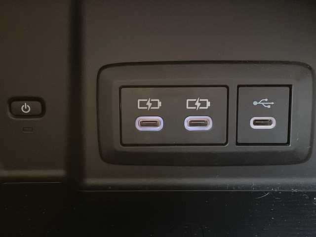 トヨタ ハリアー ＰＨＥＶ Z 岐阜県 2023(令5)年 3万km プラチナホワイトパールマイカ /ワンオーナー//モデリスタ//JBLプレミアムサウンド//純正12.3インチディスプレイオーディオ(ナビキット付き)//フルセグTV//調光パノラマルーフ//アラウンドビューモニター//ブラインドスポットモニター//デジタルインナーミラー//トヨタセーフティセンス/(プリクラッシュセーフティ)/(レーントレーシングアシスト)/(レーンディパーチャーアラート)/(レーダークルーズコントロール)/(アダプティブハイビームシステム)//パワーバックドア//前席パワーシート//前席シートベンチレーション//全席シートヒーター//レザーシート//置くだけ充電//100V電源//ビルトインETC2.0//純正19インチAW//スペアキー