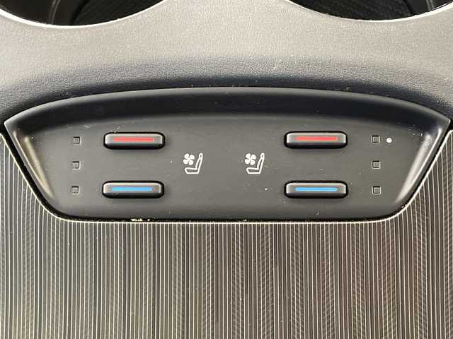 トヨタ ハリアー ＰＨＥＶ Z 岐阜県 2023(令5)年 3万km プラチナホワイトパールマイカ /ワンオーナー//モデリスタ//JBLプレミアムサウンド//純正12.3インチディスプレイオーディオ(ナビキット付き)//フルセグTV//調光パノラマルーフ//アラウンドビューモニター//ブラインドスポットモニター//デジタルインナーミラー//トヨタセーフティセンス/(プリクラッシュセーフティ)/(レーントレーシングアシスト)/(レーンディパーチャーアラート)/(レーダークルーズコントロール)/(アダプティブハイビームシステム)//パワーバックドア//前席パワーシート//前席シートベンチレーション//全席シートヒーター//レザーシート//置くだけ充電//100V電源//ビルトインETC2.0//純正19インチAW//スペアキー