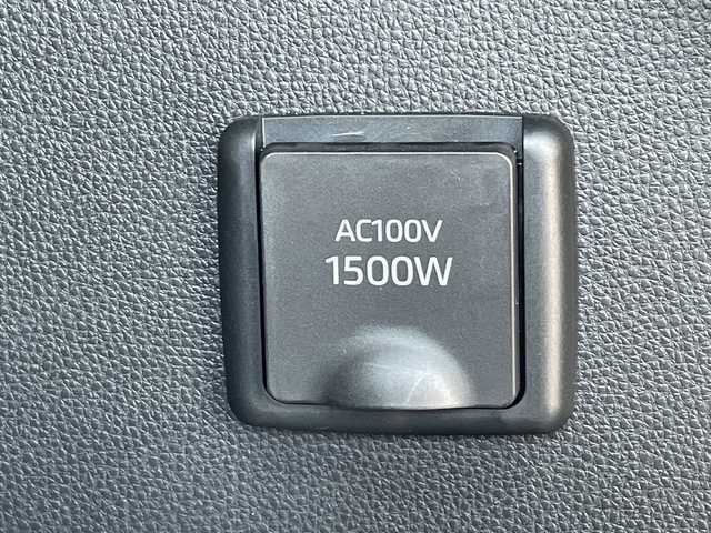 トヨタ ハリアー ＰＨＥＶ Z 岐阜県 2023(令5)年 3万km プラチナホワイトパールマイカ /ワンオーナー//モデリスタ//JBLプレミアムサウンド//純正12.3インチディスプレイオーディオ(ナビキット付き)//フルセグTV//調光パノラマルーフ//アラウンドビューモニター//ブラインドスポットモニター//デジタルインナーミラー//トヨタセーフティセンス/(プリクラッシュセーフティ)/(レーントレーシングアシスト)/(レーンディパーチャーアラート)/(レーダークルーズコントロール)/(アダプティブハイビームシステム)//パワーバックドア//前席パワーシート//前席シートベンチレーション//全席シートヒーター//レザーシート//置くだけ充電//100V電源//ビルトインETC2.0//純正19インチAW//スペアキー