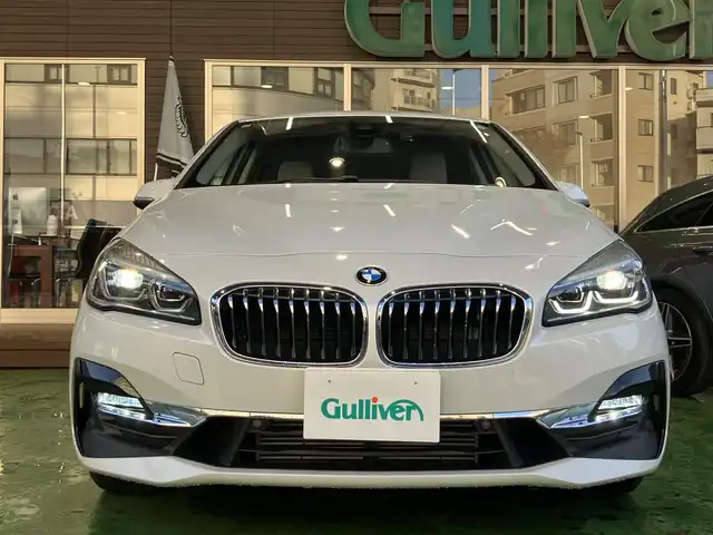 ＢＭＷ ＢＭＷ ２１８ｄ アクティブツアラー ラグジュアリー 神奈川県 2021(令3)年 1.2万km ミネラルホワイト ワンオーナー/新車時保証書/取扱説明書/パーキングサポートパッケージ/コンフォートパッケージ/・オートマチックテールゲート/・コンフォートアクセス/・ライトパッケージ/純正HDDナビ/USB/Bluetooth/バックカメラ/PDC/パーキングアシスト/LEDヘッドライト/電動フロントシート/シートヒーター