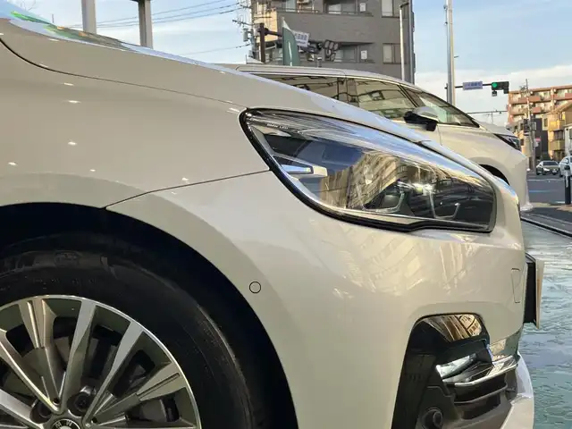 ＢＭＷ ＢＭＷ ２１８ｄ アクティブツアラー ラグジュアリー 神奈川県 2021(令3)年 1.2万km ミネラルホワイト ワンオーナー/新車時保証書/取扱説明書/パーキングサポートパッケージ/コンフォートパッケージ/・オートマチックテールゲート/・コンフォートアクセス/・ライトパッケージ/純正HDDナビ/USB/Bluetooth/バックカメラ/PDC/パーキングアシスト/LEDヘッドライト/電動フロントシート/シートヒーター