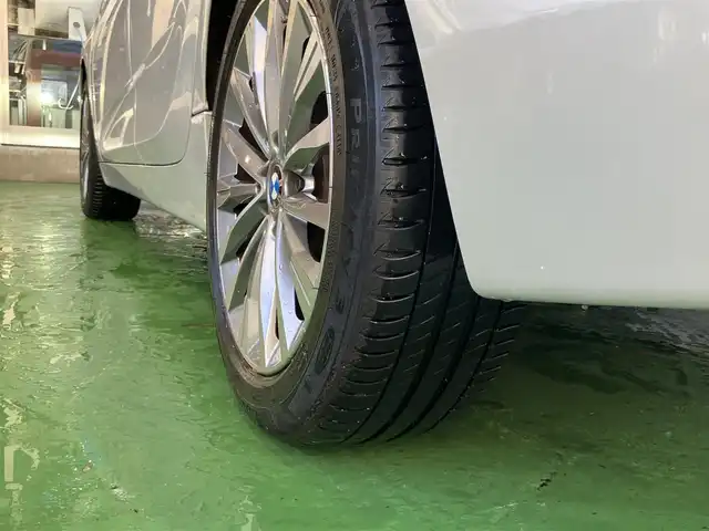 ＢＭＷ ＢＭＷ ２１８ｄ アクティブツアラー ラグジュアリー 神奈川県 2021(令3)年 1.2万km ミネラルホワイト ワンオーナー/新車時保証書/取扱説明書/パーキングサポートパッケージ/コンフォートパッケージ/・オートマチックテールゲート/・コンフォートアクセス/・ライトパッケージ/純正HDDナビ/USB/Bluetooth/バックカメラ/PDC/パーキングアシスト/LEDヘッドライト/電動フロントシート/シートヒーター