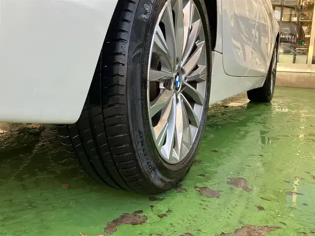 ＢＭＷ ＢＭＷ ２１８ｄ アクティブツアラー ラグジュアリー 神奈川県 2021(令3)年 1.2万km ミネラルホワイト ワンオーナー/新車時保証書/取扱説明書/パーキングサポートパッケージ/コンフォートパッケージ/・オートマチックテールゲート/・コンフォートアクセス/・ライトパッケージ/純正HDDナビ/USB/Bluetooth/バックカメラ/PDC/パーキングアシスト/LEDヘッドライト/電動フロントシート/シートヒーター