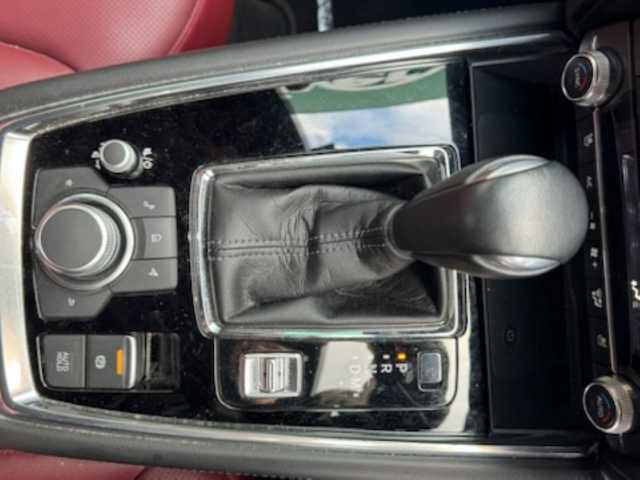 マツダ ＣＸ－８ 25S Lパッケージ 香川県 2021(令3)年 2.5万km プラチナクォーツメタリック 純正7インチWVGAセンターディスプレイ（フルセグTV/BT)/純正ディーラーOP（CD/DVDプレーヤー）/ブラインドスポットモニター/ヘッドアップディスプレイ/アラウンドビューモニター/ステアリングヒーター/ドライバー・アテンション・アラート/ドライブレコーダー/コーナーセンサー/電動リアゲート/パワーシート/シートヒーター/エアシート/ルーフレール/シートメモリー/3列シート/ETC/アイドリングストップ