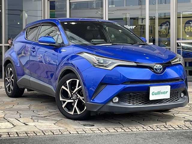 トヨタ Ｃ－ＨＲ G 静岡県 2018(平30)年 11.3万km ネビュラブルーM 純正ナビ/・AM/・FM/・CD/・DVD/・TV/・SD/・Bluetooth/主要装備/・ドラレコ/・レーダークルコン/・ＥＴＣ/・横滑り防止装置/・オートハイビーム/・レーンキープアシスト/・衝突被害軽減システム/・ＬＥＤヘッドライト/・サイド＋カーテンエアバッグ/・コーナーセンサー/・運転席+助手席シートヒーター