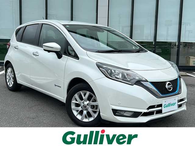 日産 ノート e－パワー メダリスト 愛知県 2020(令2)年 3.8万km ブリリアントホワイトパール 純正SDナビ/フルセグTV/Bluetooth再生/全方位カメラ/前方ドライブレコーダー/レーダークルーズコントロール/衝突軽減システム/クリアランスソナー/ETC/ハーフレザーシート/スマートキー/オートライト/LEDヘッドライト/フォグランプ