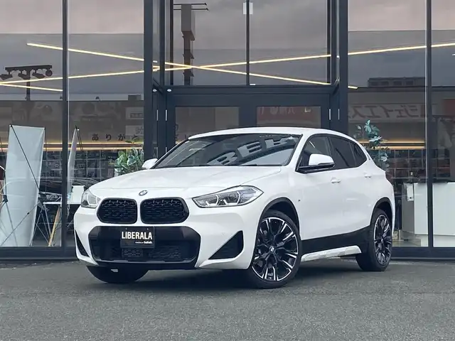 ＢＭＷ ＢＭＷ Ｘ２ xDrive 20d MスポーツX 福岡県 2021(令3)年 3.2万km アルピンホワイトⅢ ・アクティブクルーズコントロール/・純正HDDナビ/USB/Bluetooth/・バックカメラ/・茶革シート/シートヒーター/・ワンセグ/・ETC/・純正20AW/・プッシュスタート/・アイドリングストップ/・スマートキー/・スペアキー/・パワーシート/・レーンキープアシスト/・オートライト/・LEDライト