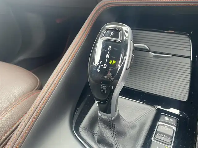 ＢＭＷ ＢＭＷ Ｘ２ xDrive 20d MスポーツX 福岡県 2021(令3)年 3.2万km アルピンホワイトⅢ ・アクティブクルーズコントロール/・純正HDDナビ/USB/Bluetooth/・バックカメラ/・茶革シート/シートヒーター/・ワンセグ/・ETC/・純正20AW/・プッシュスタート/・アイドリングストップ/・スマートキー/・スペアキー/・パワーシート/・レーンキープアシスト/・オートライト/・LEDライト